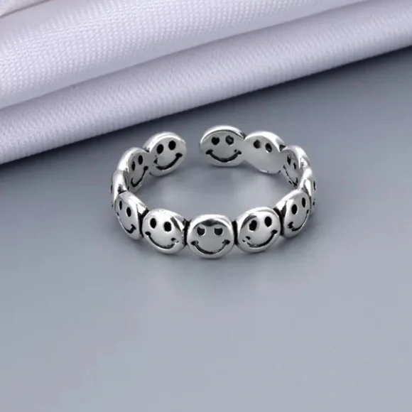 NEW 925 STERLING SILVER SMILE FACE ADJUSTABLE RING, CUTE RING, SHINY RING. - Picture 2 of 6